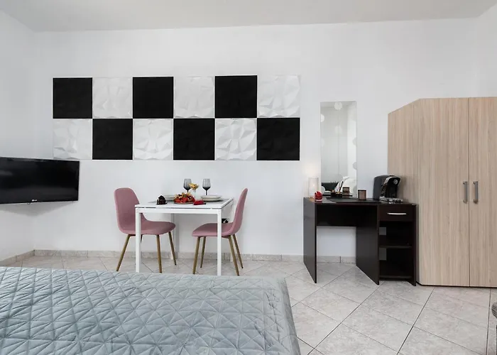 شقة آنا أنطون شقة